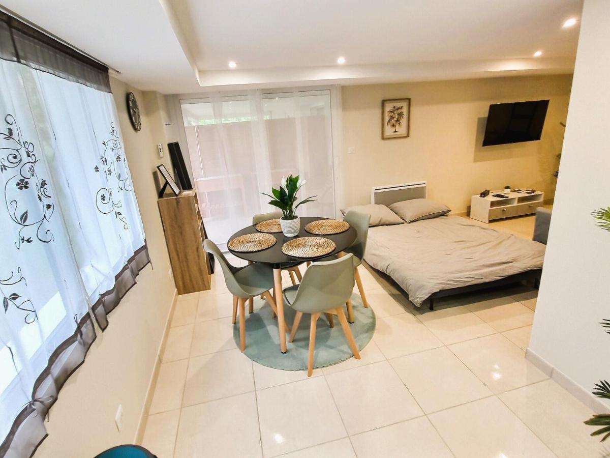 Le Petit Rocher 30M2- Studio Standing 3 Etoiles Saint-Aignan-Grand-Lieu Bagian luar foto